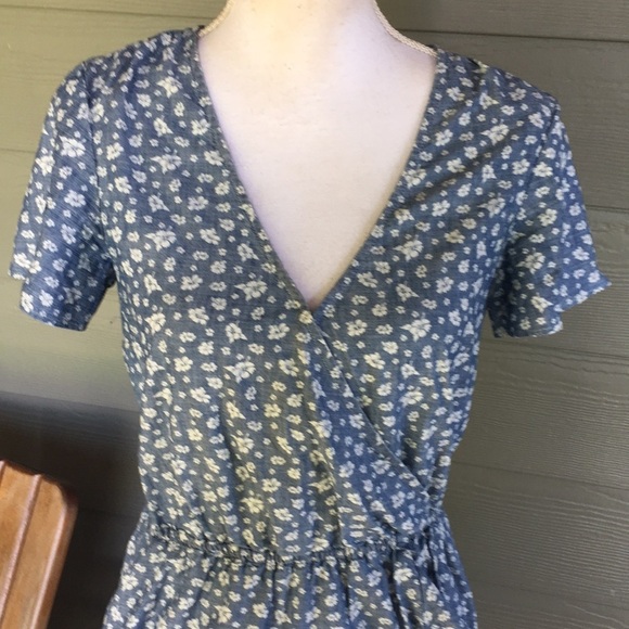 J. Crew Mercantile Floral Chambray Faux Wrap Dress - Picture 3 of 9